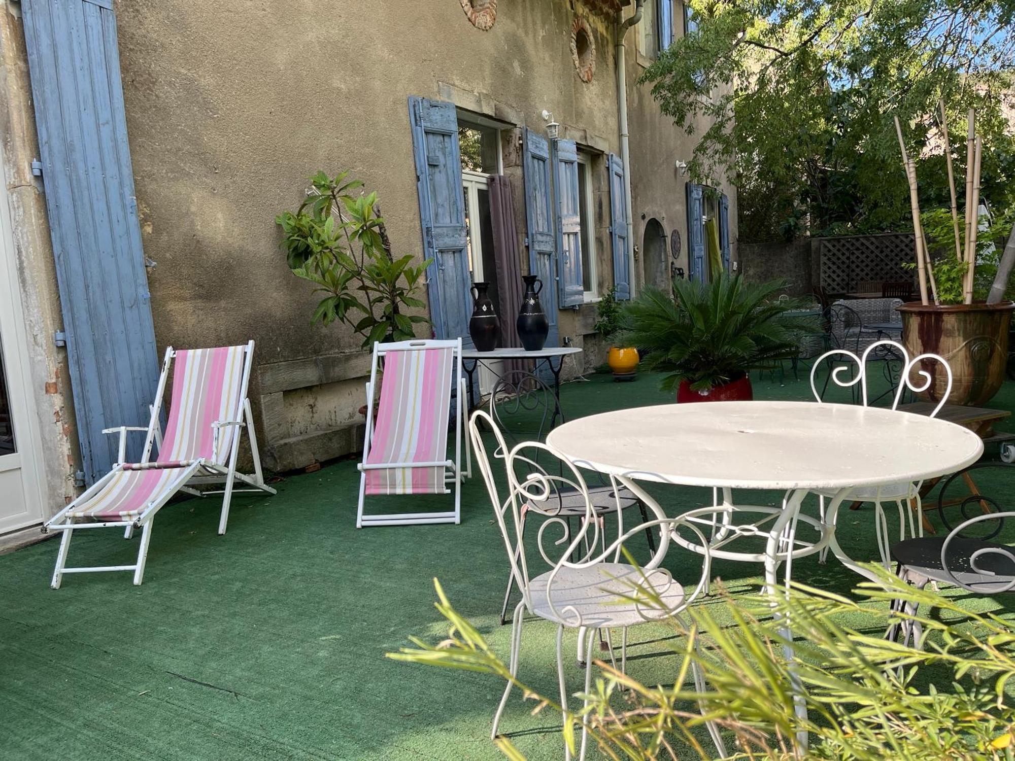 Les Dames De Saint Florent Экстерьер фото